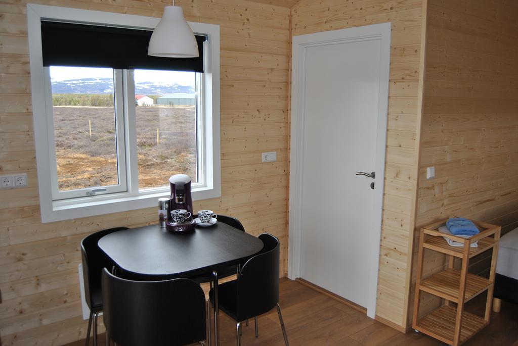 Stormur Cottages Vallanes Room photo